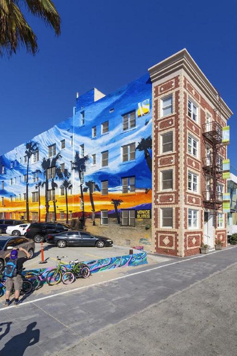 Venice 3*