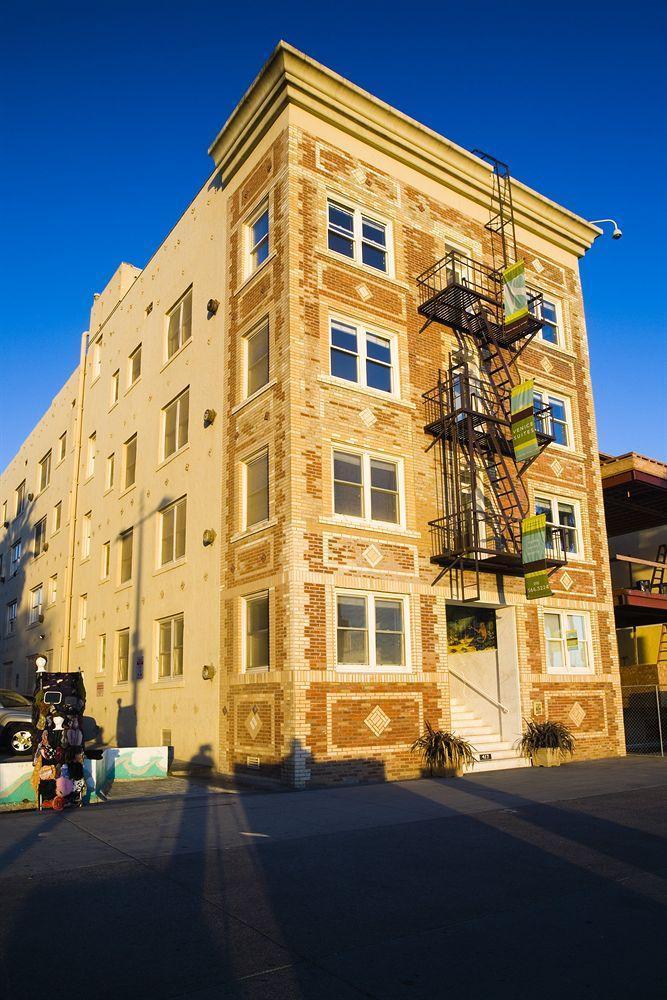 Venice Hotel
